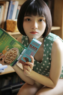 《不戴套的瑜伽教练在线观看